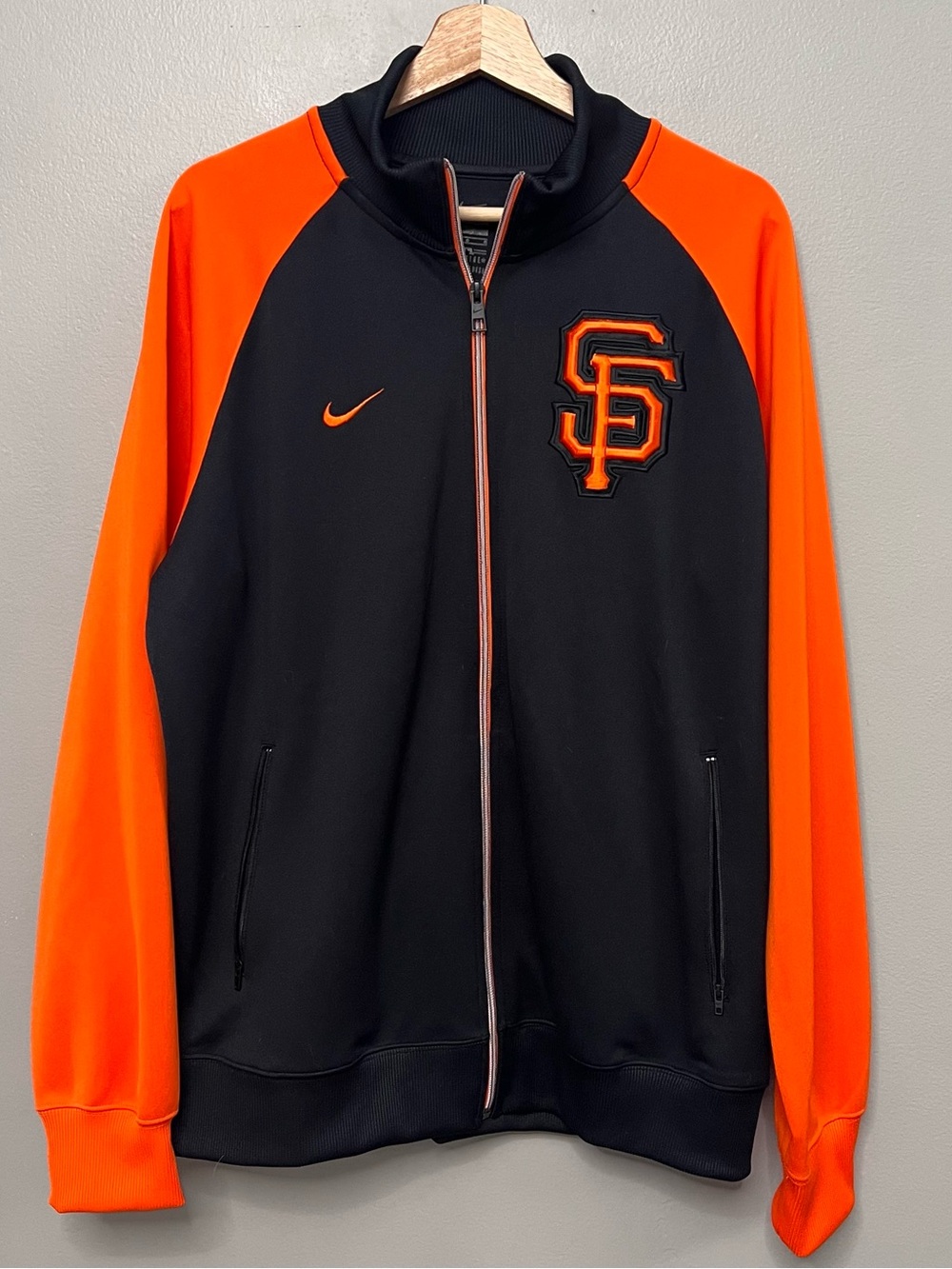 Nike San Francisco Giants Full Zip Orange Sleeve Black Track Jacket Large MLB